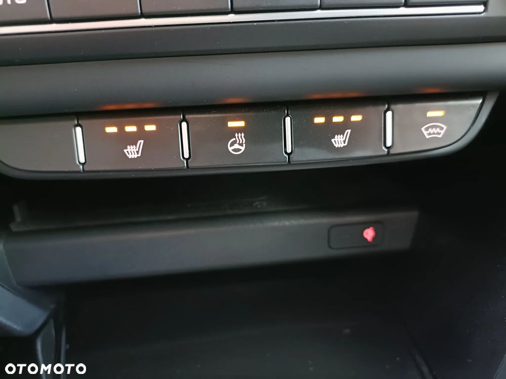 Kia ProCeed 1.5 T-GDI GT Line - 22