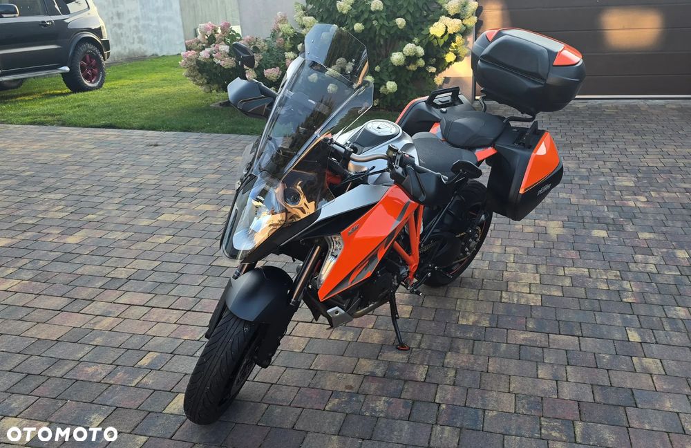 KTM Super Duke - 13