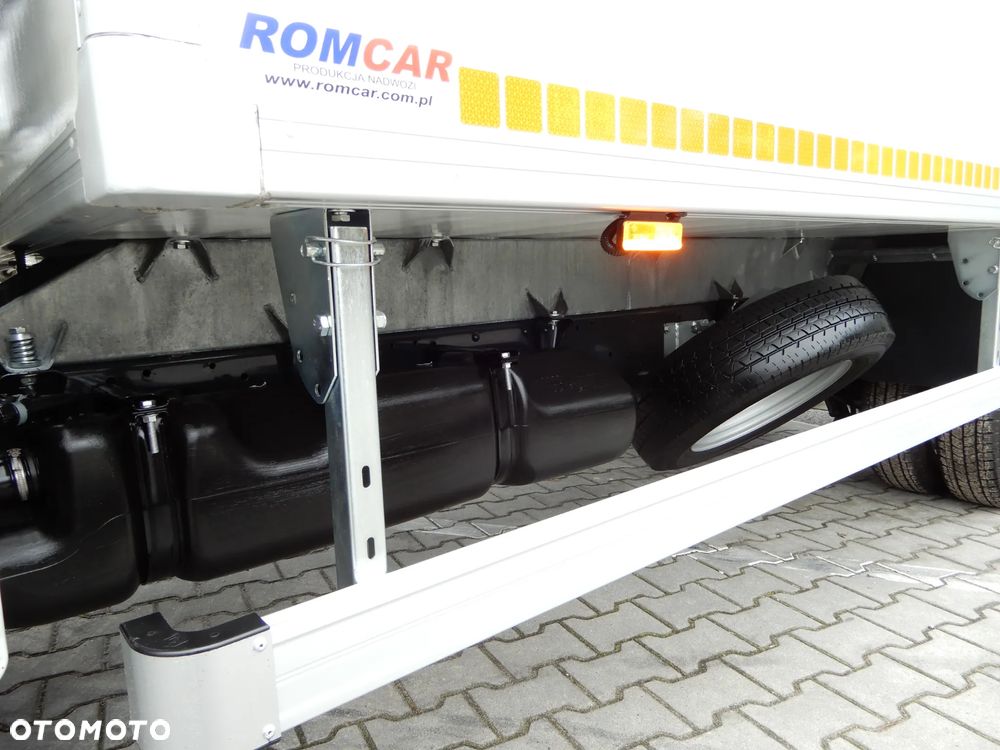 Iveco DAILY 50C18 Chłodnia -20*C+30*C WINDA ZAŁADOWCZA 1000 Kg Udźwigu DHOLLANDIA Boczne Drzwi Agregat Zasilany Na Postoju V230  Funkcja Grzania WZMACNIANY Rozstaw Osi 4100 mm Stan Auta Jak Nowy POLECAM - 19