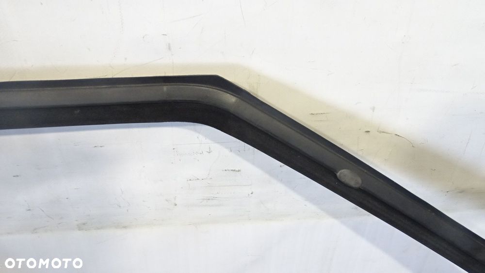 DRZWI PRAWY PRZÓD SKODA FABIA II 1.2 KOL: 9202 - 2