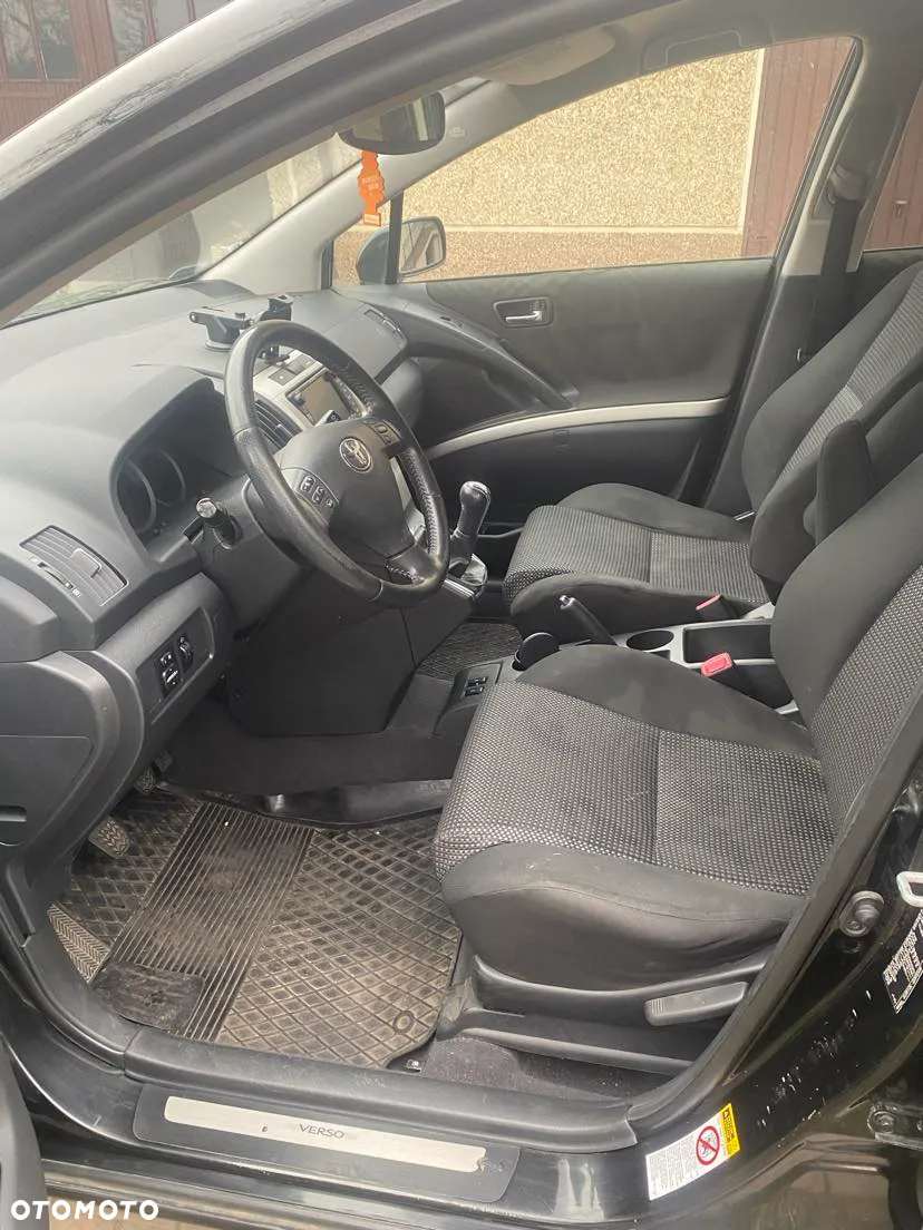 Toyota Corolla Verso 2.2 D-4D Sol Sport - 9