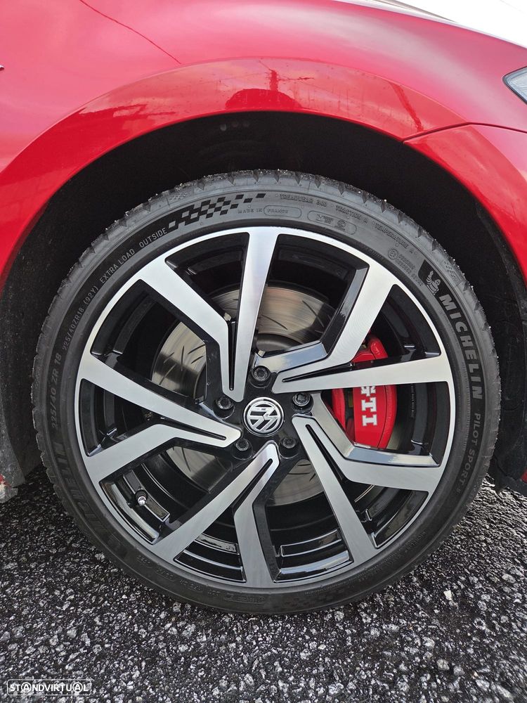 VW Golf GTI 2.0 TSI OPF DSG Performance - 5