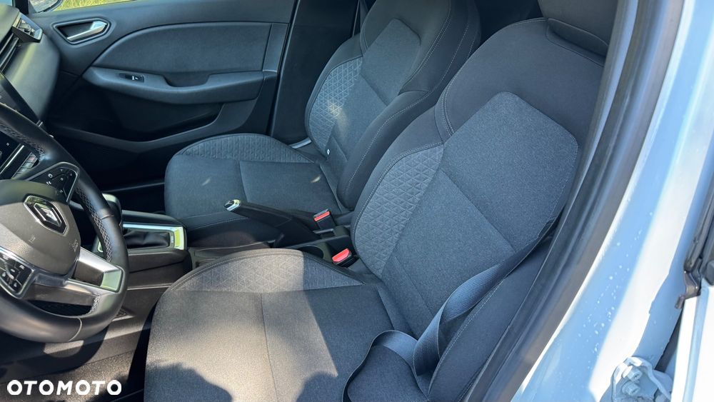 Renault Clio 1.6 E-TECH Intens - 16