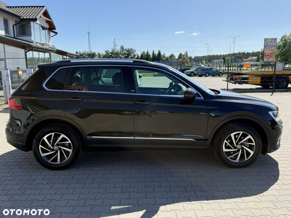 Volkswagen Tiguan - 9