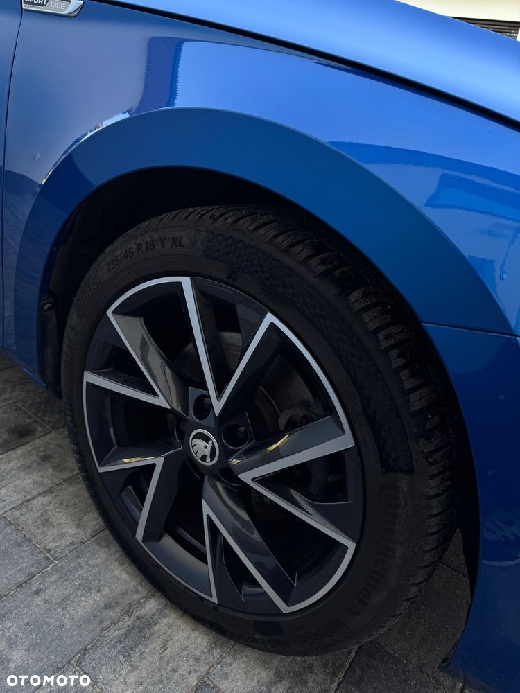 Skoda Superb 2.0 TSI Sportline DSG - 19