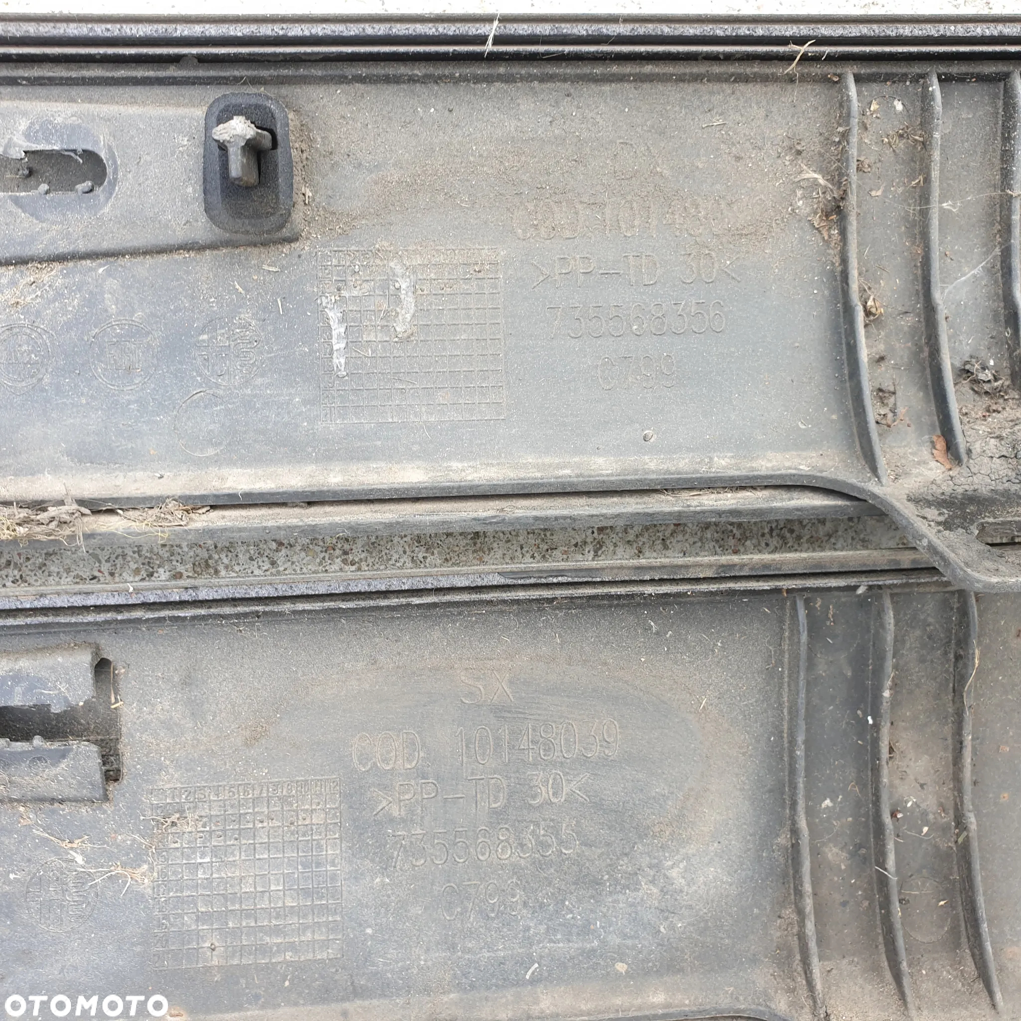 FIAT 500L 500 L LISTWA NAKLADKA PROGOWA LEWA 735568356 735568355 - 2