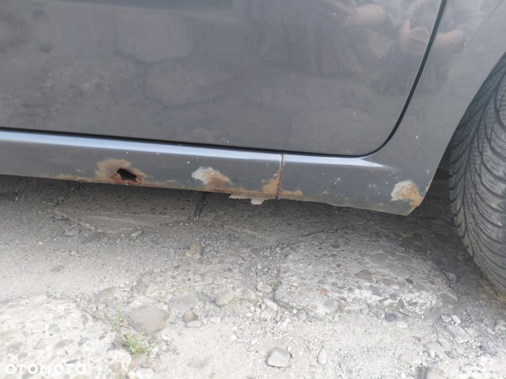 Fiat Punto 1.2 8V - 10