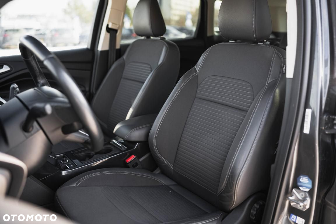 Ford Kuga - 15