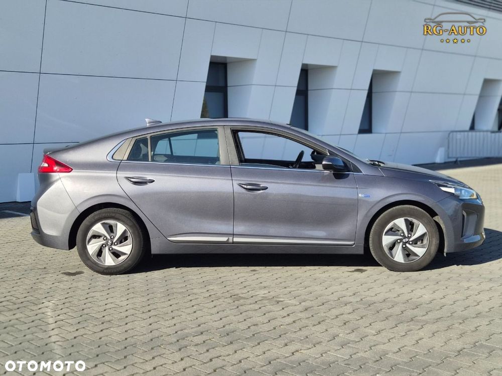 Hyundai IONIQ - 5