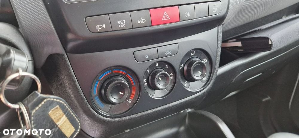 Opel Combo - 40