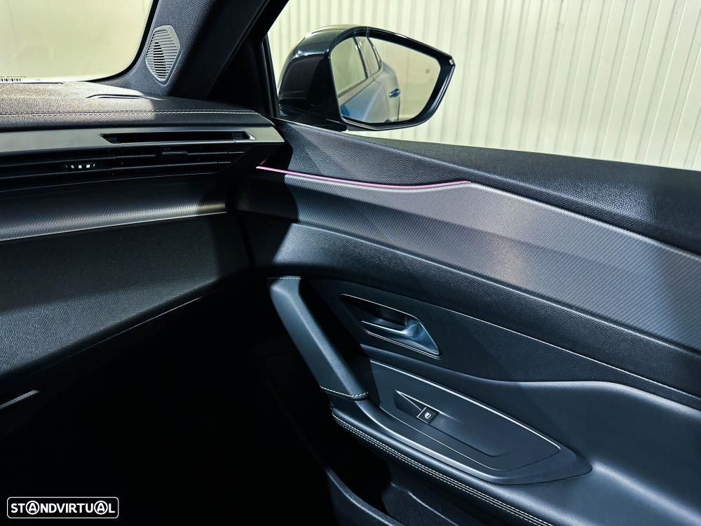 Peugeot 408 1.6 Hybrid GT e-EAT8 - 23