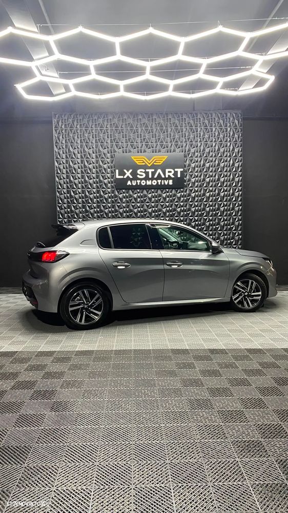 Peugeot 208 1.2 PureTech Allure EAT8 - 6