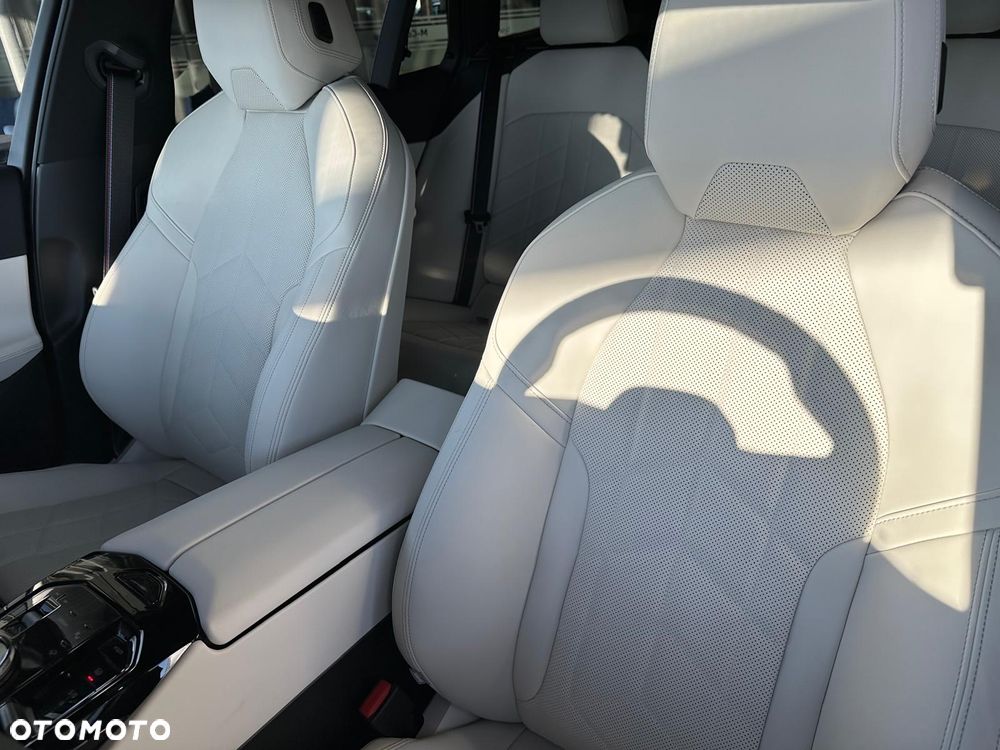 BMW Seria 5 520d xDrive mHEV - 23