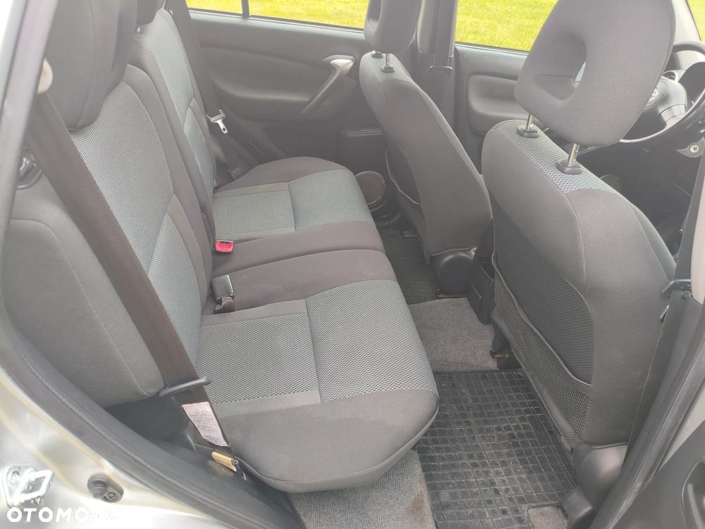 Toyota RAV4 4x4 - 11