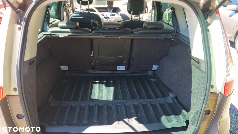 Renault Scenic TCe 130 Luxe - 17