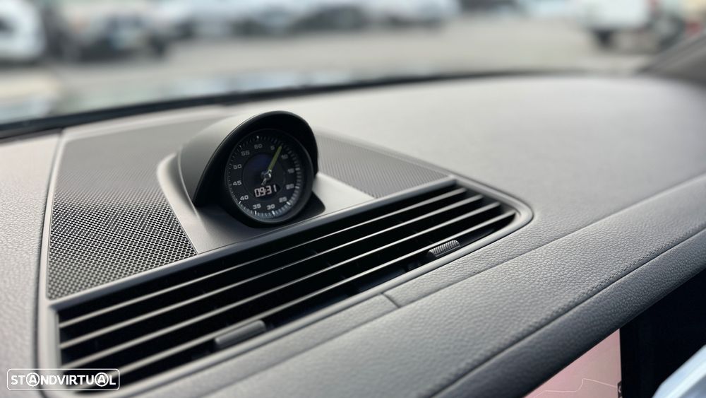 Porsche Panamera Sport Turismo 4 E-Hybrid - 25