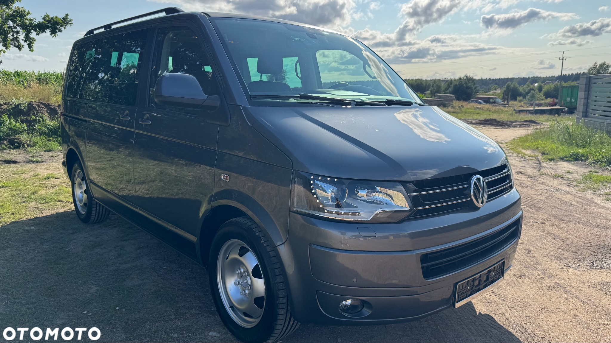 Volkswagen Multivan - 3