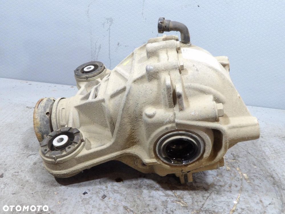 JAGUAR XF II 2.0T 200KM MOST TYLNY DYFER GX73-4A213-GD - 2