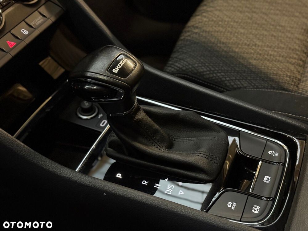 Skoda Karoq 1.5 TSI ACT Style DSG - 30