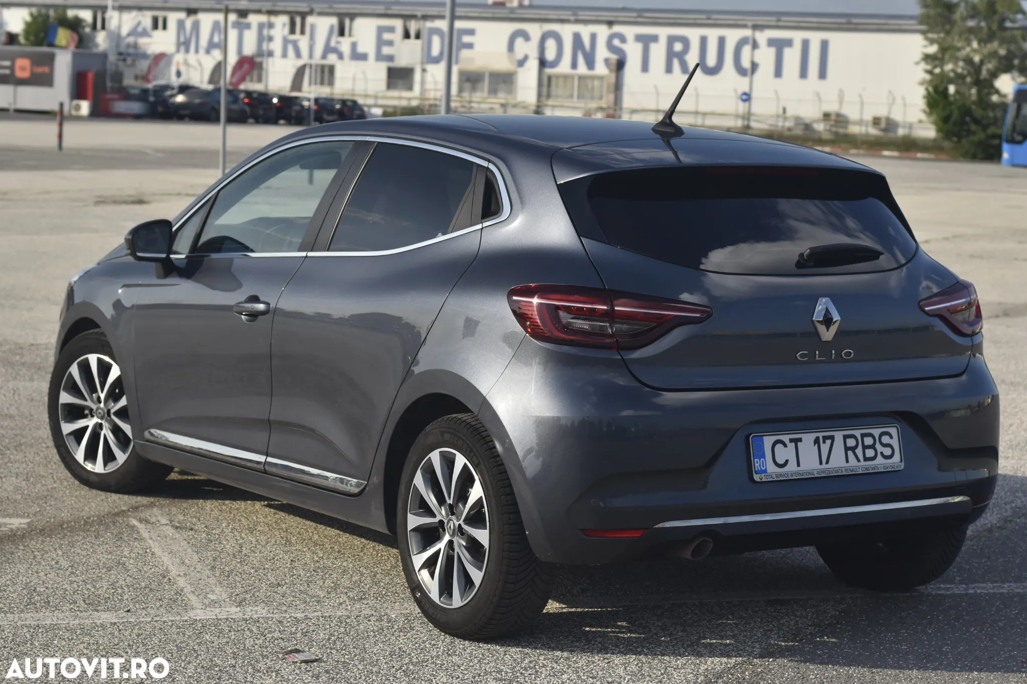 Renault Clio - 6