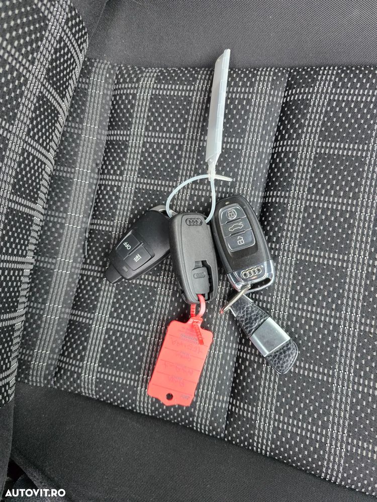 Audi A4 Avant 2.0 TDI quattro - 11