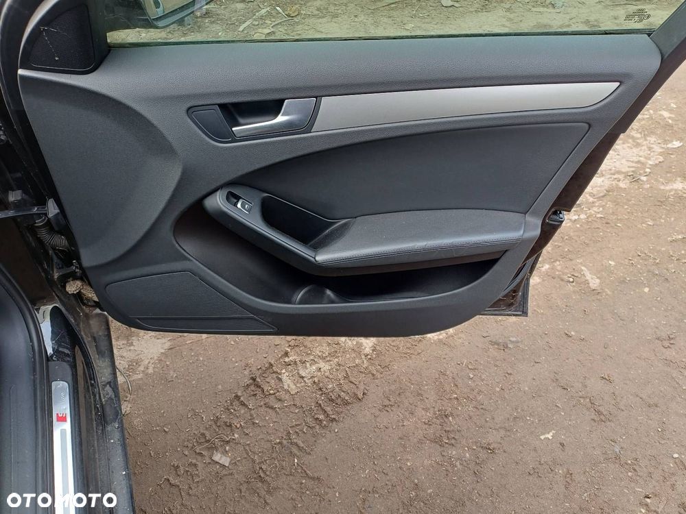 FOTELE KOMPLET LEWY PRAWY KANAPA TYŁ Z BOCZKI AUDI A4 B8 - 10