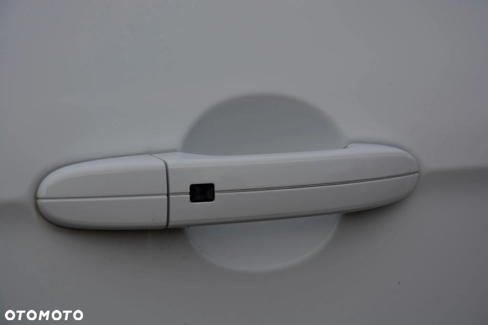 Ford S-Max 2.0 TDCi DPF Titanium X - 16