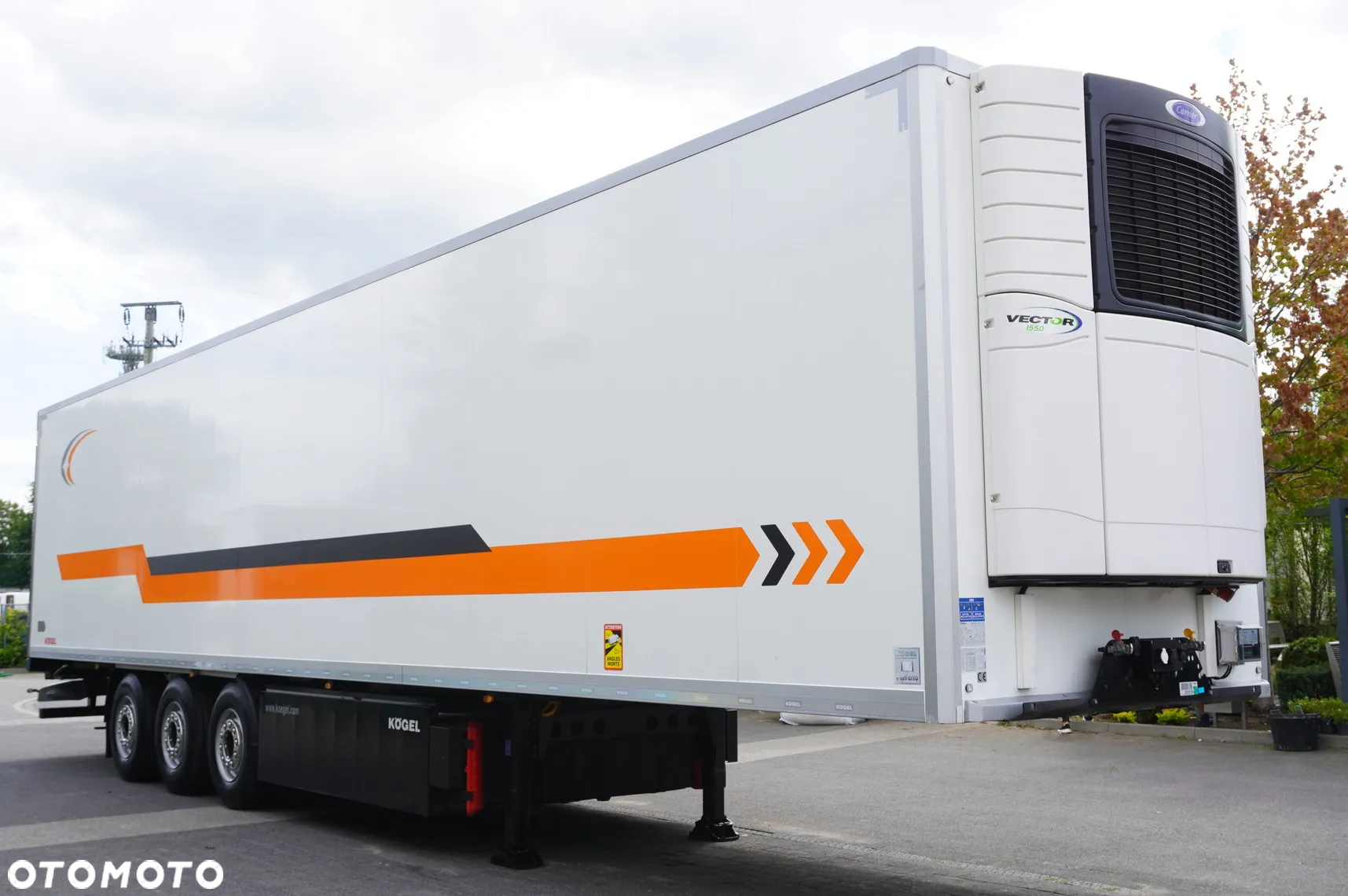 Kögel S24 / 2023 / Carrier Vector 1550 / Doppelstock - 8