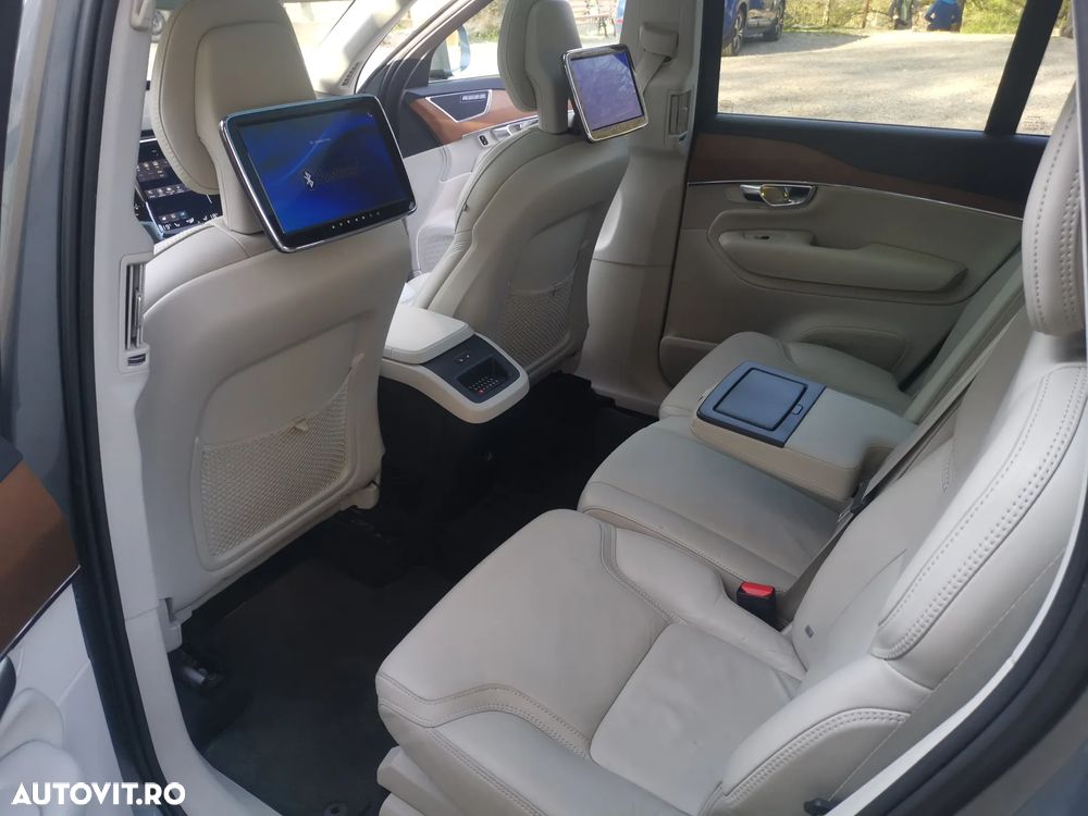 Volvo XC 90 D5 AWD Geartronic Inscription - 12