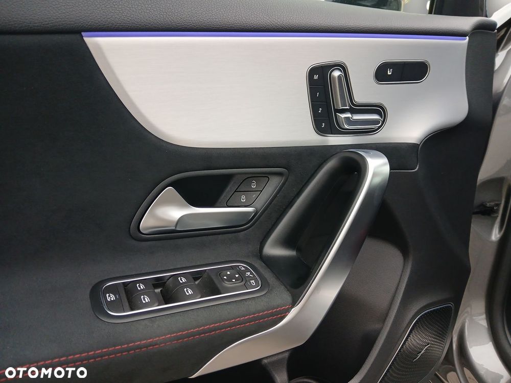 Mercedes-Benz Klasa A 45 S AMG 4-Matic 8G-DCT - 22
