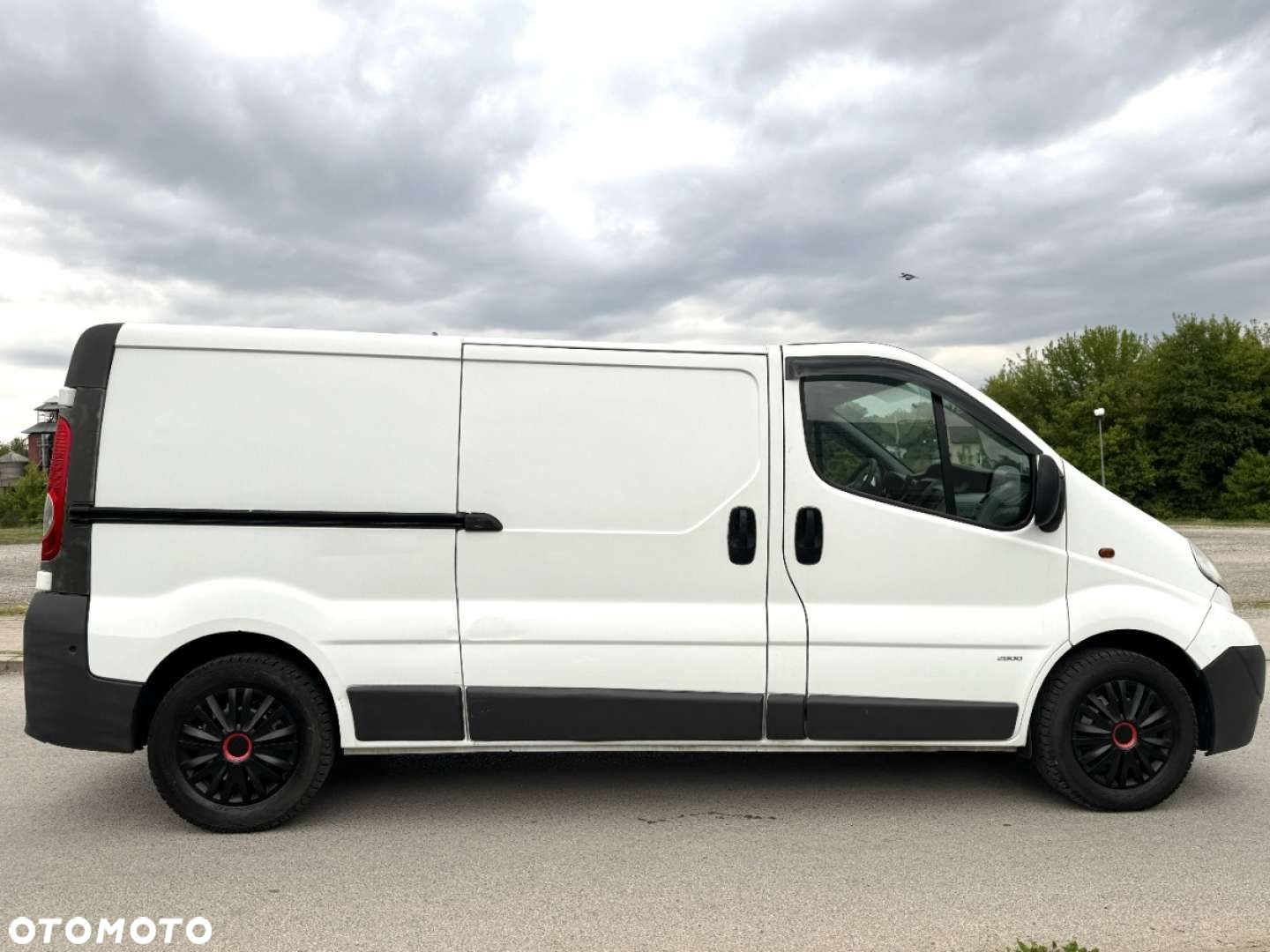 Renault Trafic - 15