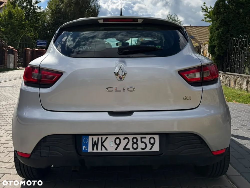 Renault Clio - 7