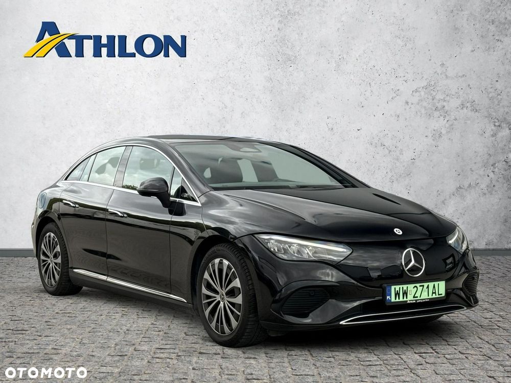 Mercedes-Benz EQE - 7