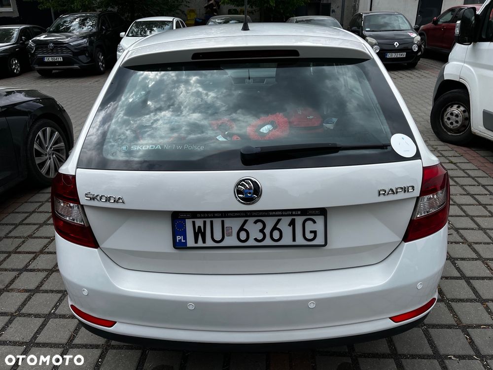 Skoda RAPID 1.2 Edition - 14