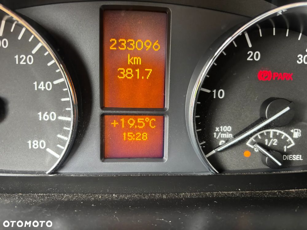 Mercedes-Benz Sprinter 314**Kontener**Winda**Klimatyzacja**Sprowadzony - 11