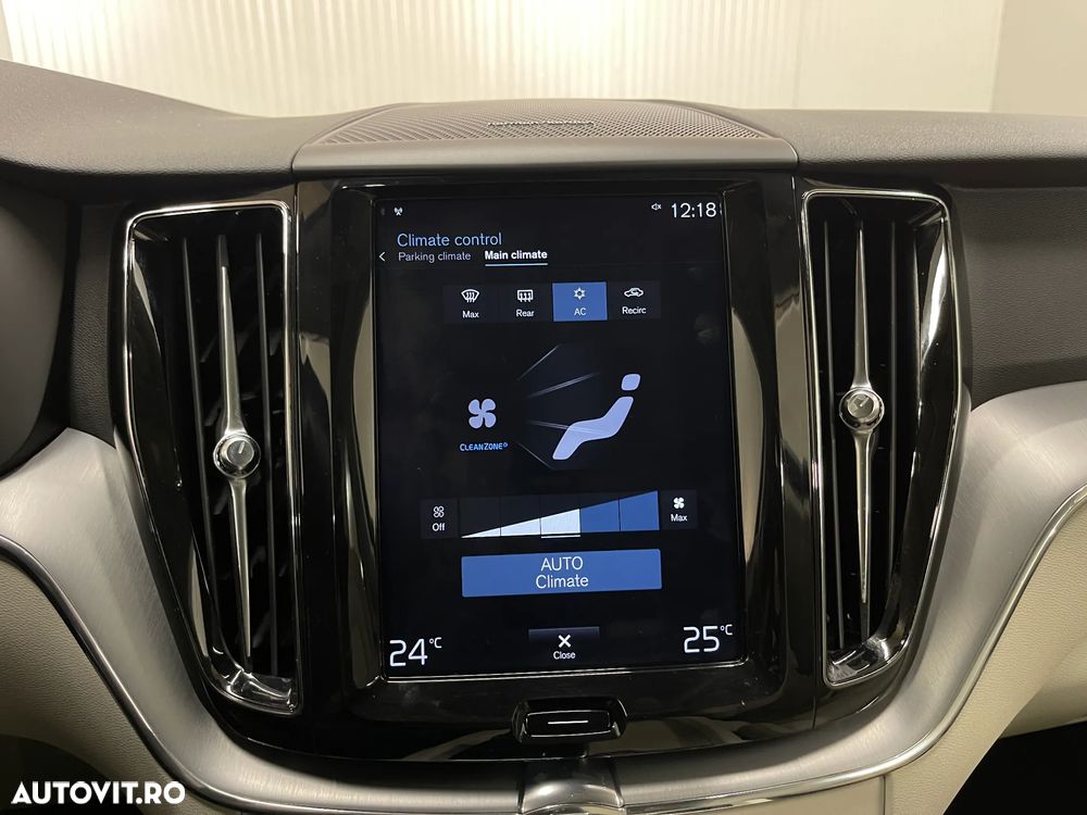 Volvo XC 60 Recharge T8 Twin Engine eAWD Inscription - 16