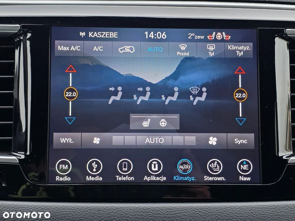 Chrysler Pacifica - 20