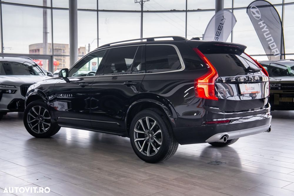 Volvo XC 90 T5 AWD Geartronic Momentum - 9