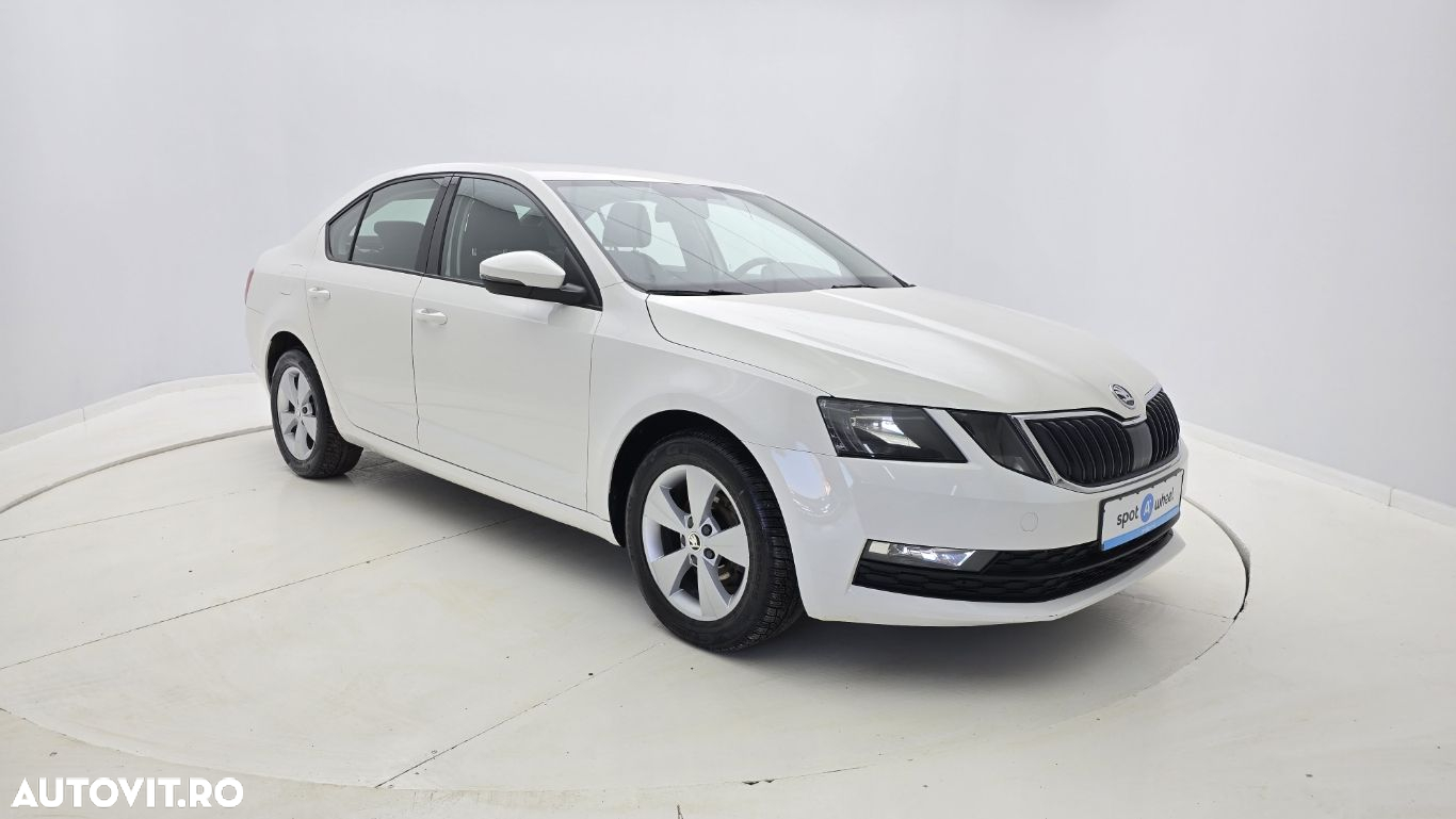 Skoda Octavia - 4