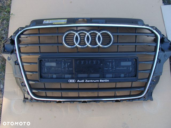 AUDI A3 8V ATRAPA GRILL 8V3853651