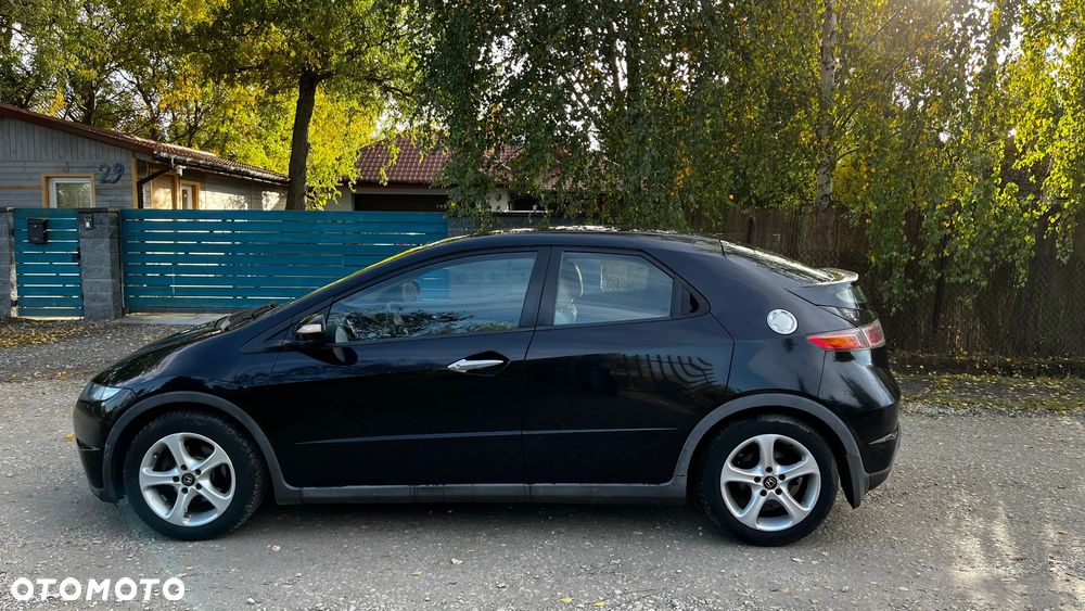 Honda Civic 1.8 Comfort - 3