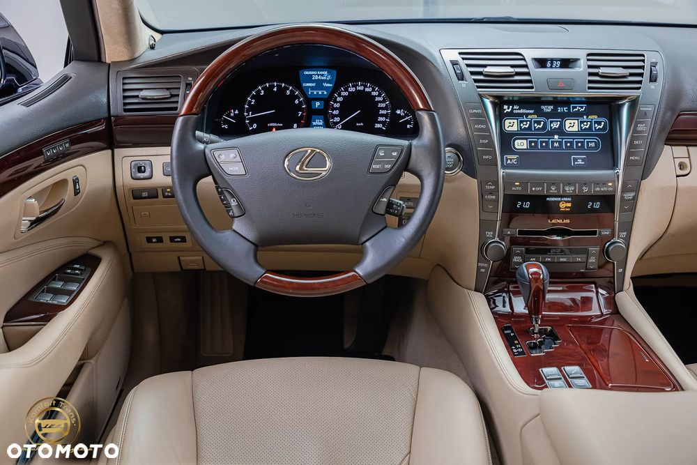 Lexus LS - 7
