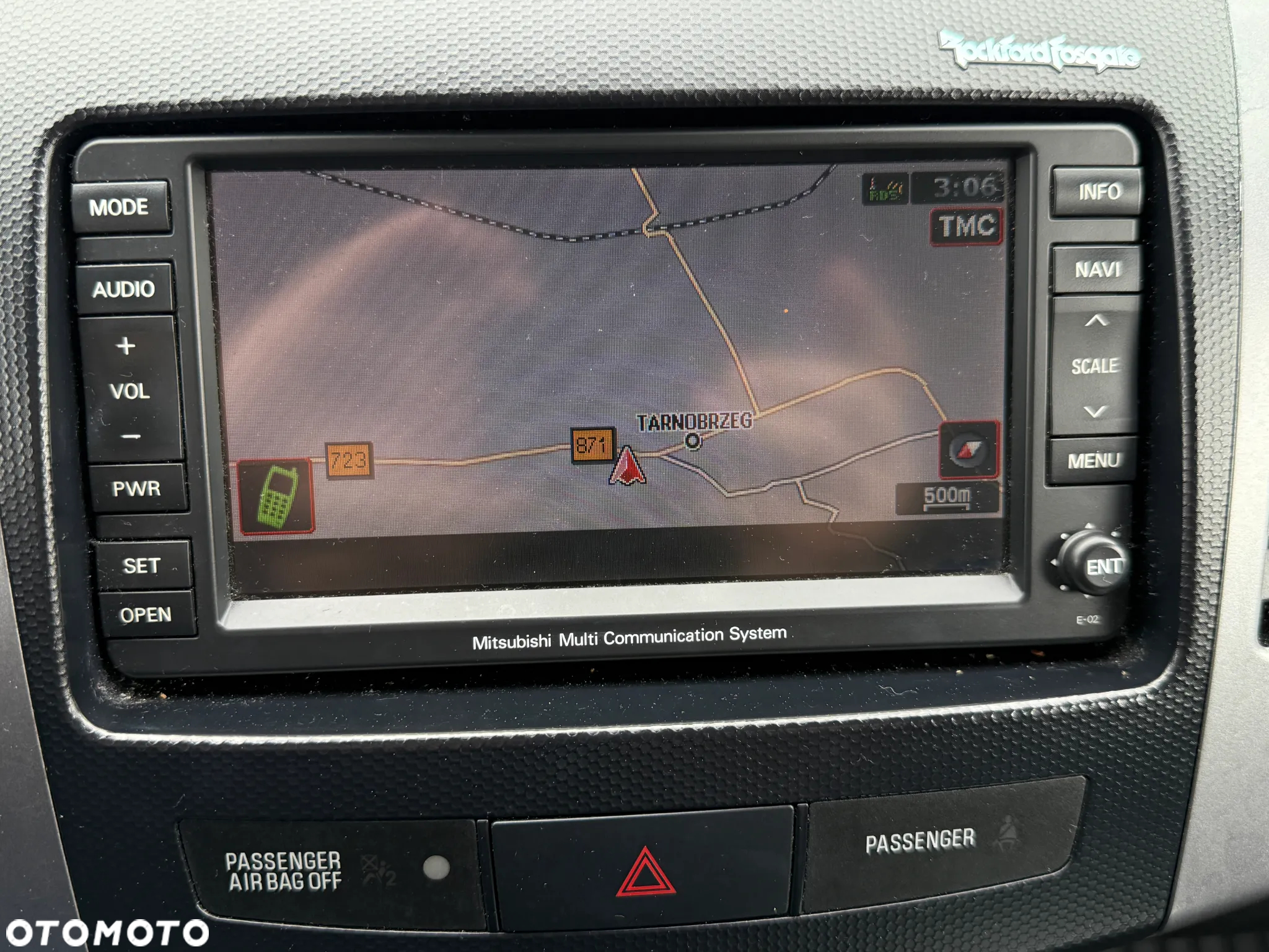 Mitsubishi Outlander 2.4 Intense + - 28