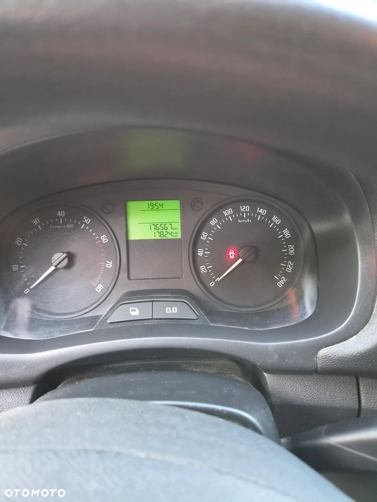 Skoda Fabia 1.4 16V Ambition - 3
