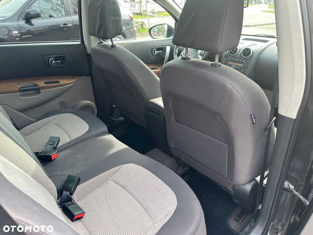 Nissan Qashqai+2 2.0 dCi DPF acenta - 6