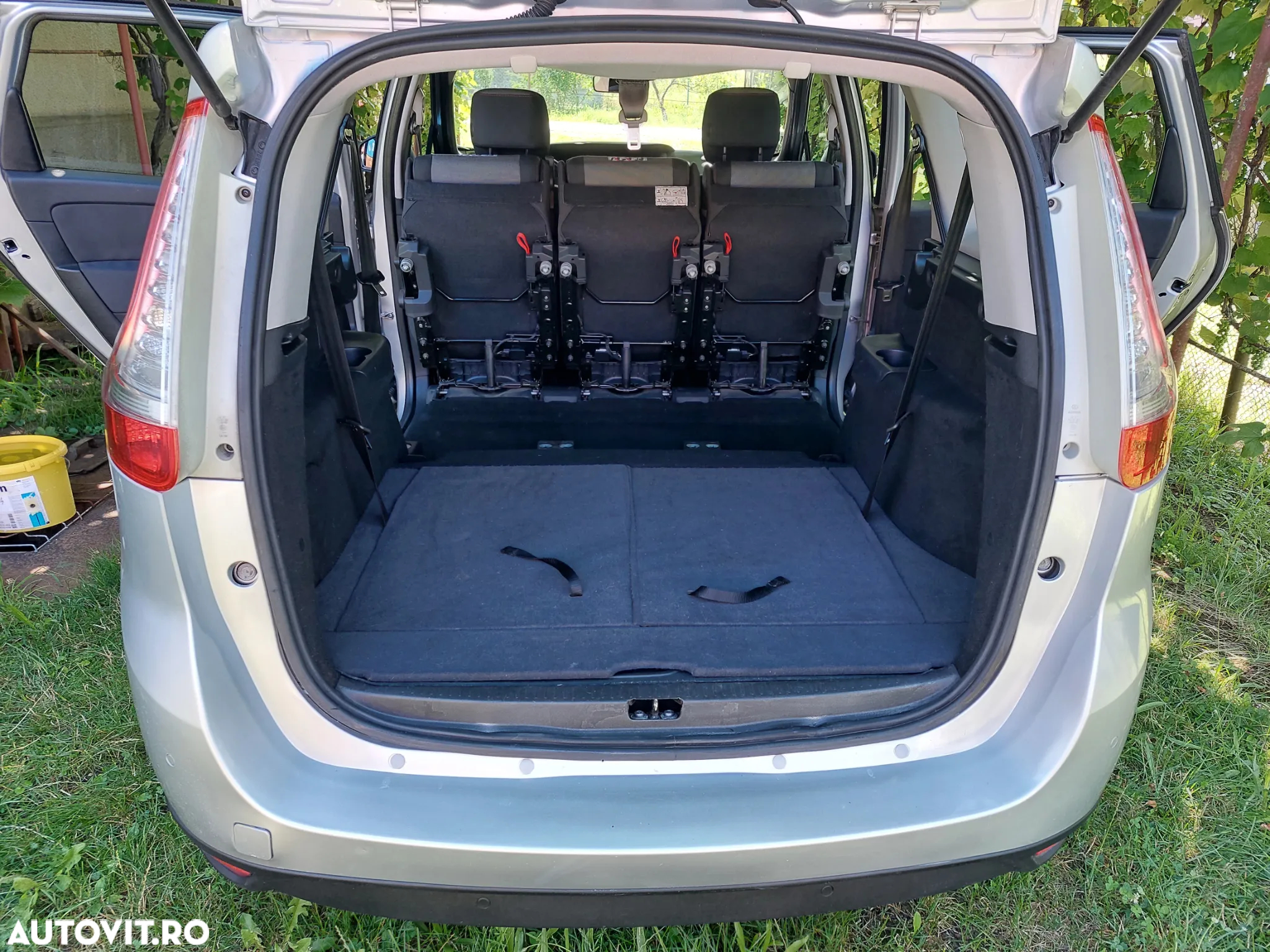 Renault Grand Scenic 1.5 dCi Privilege - 21