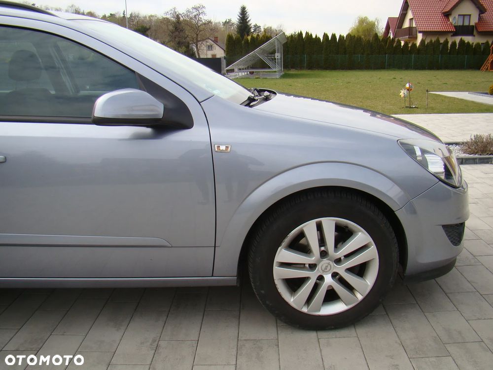 Opel Astra 1.6 Innovation - 12