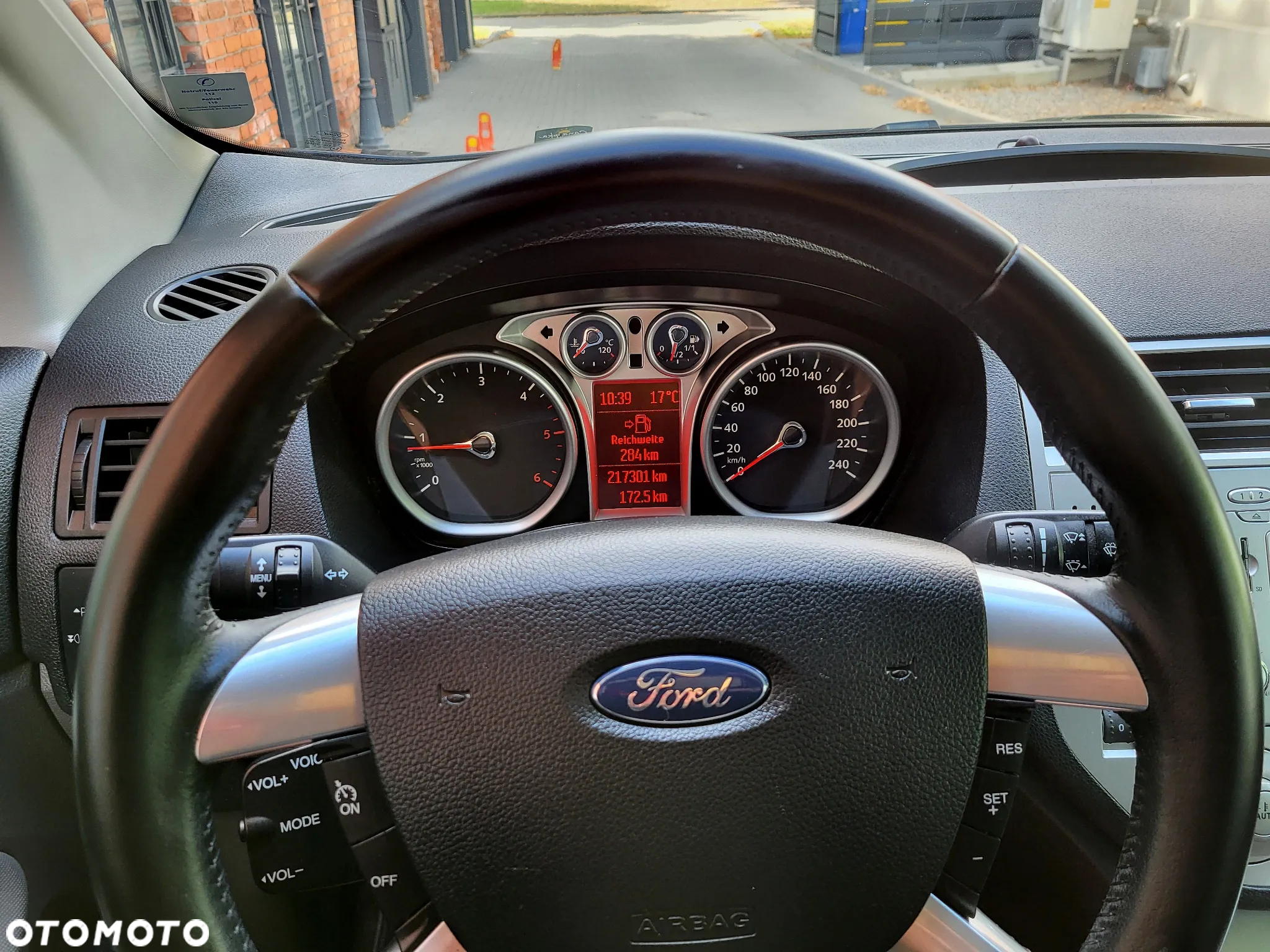 Ford Kuga 2.0 TDCi 4x4 Titanium - 34