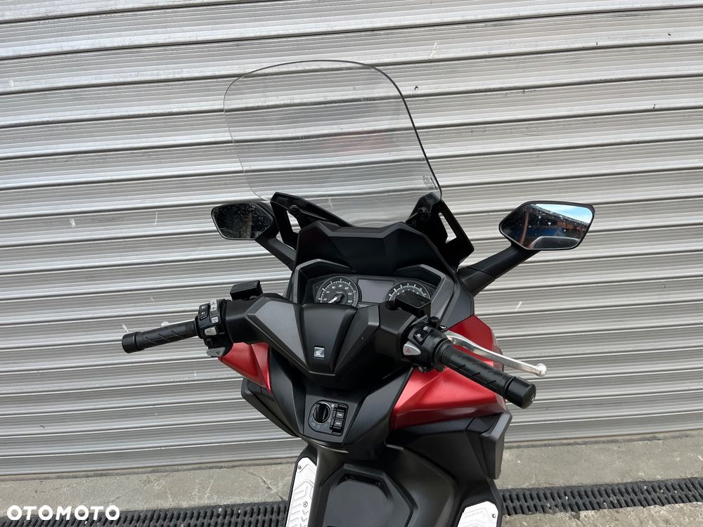 Honda NSS - 12