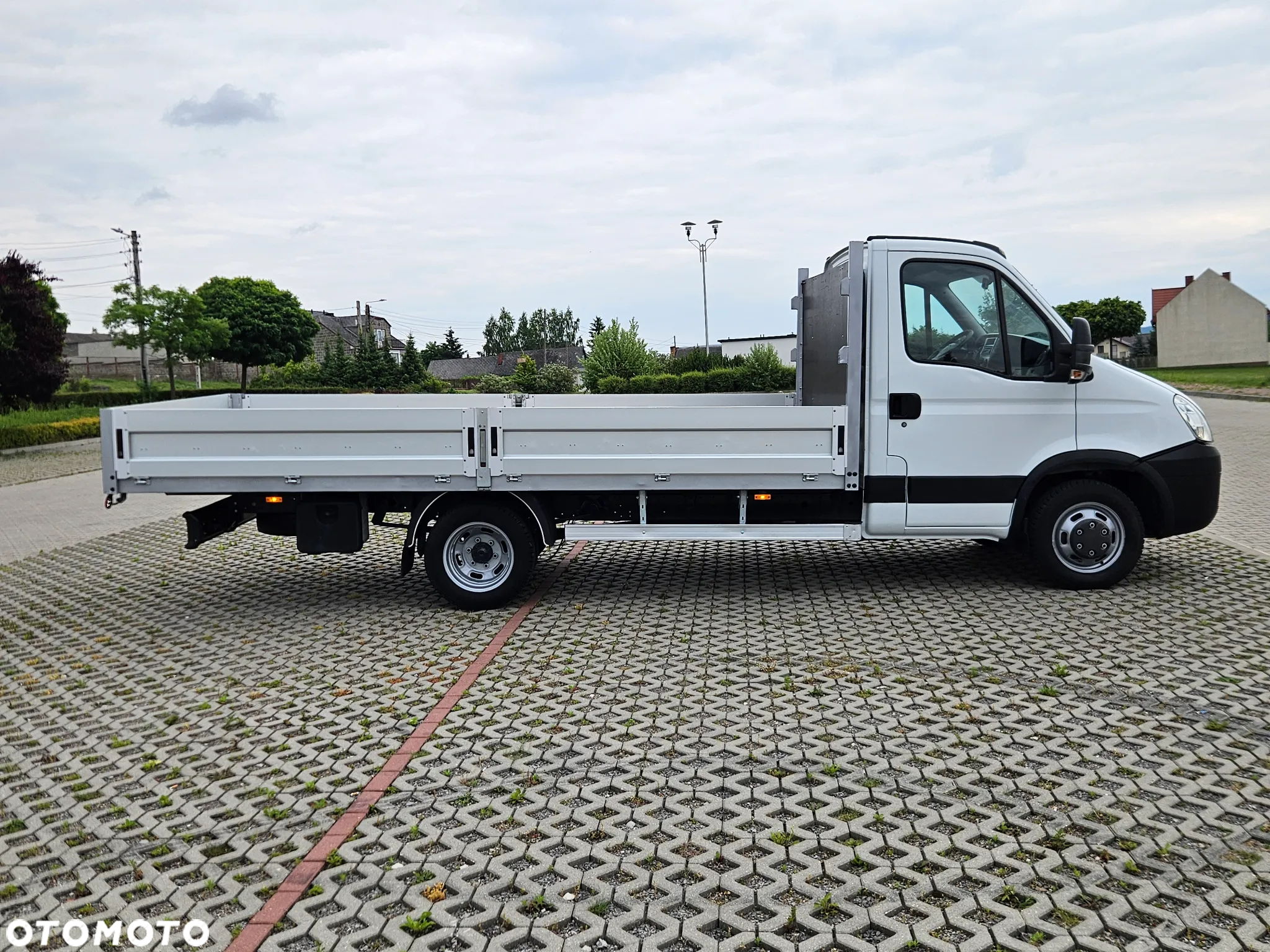 Iveco DAILY - 16